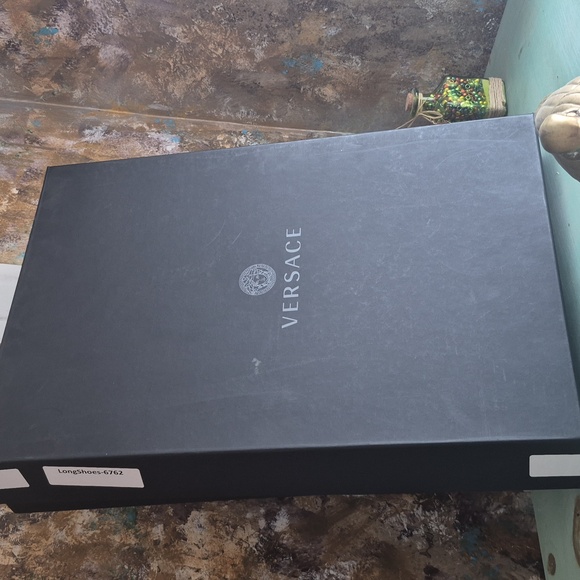 Large Versace Robe Gift Box - Picture 7 of 7